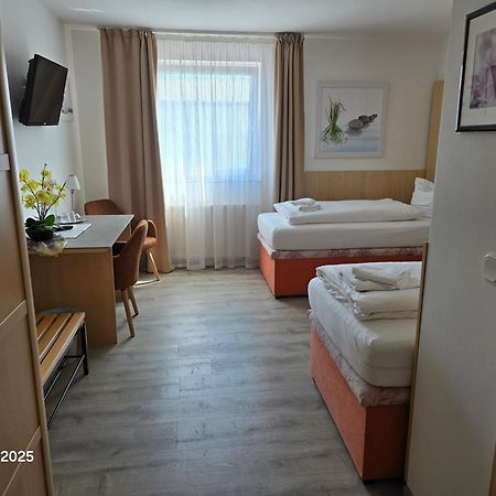 Hotel Ackermann Riedstadt المظهر الخارجي الصورة