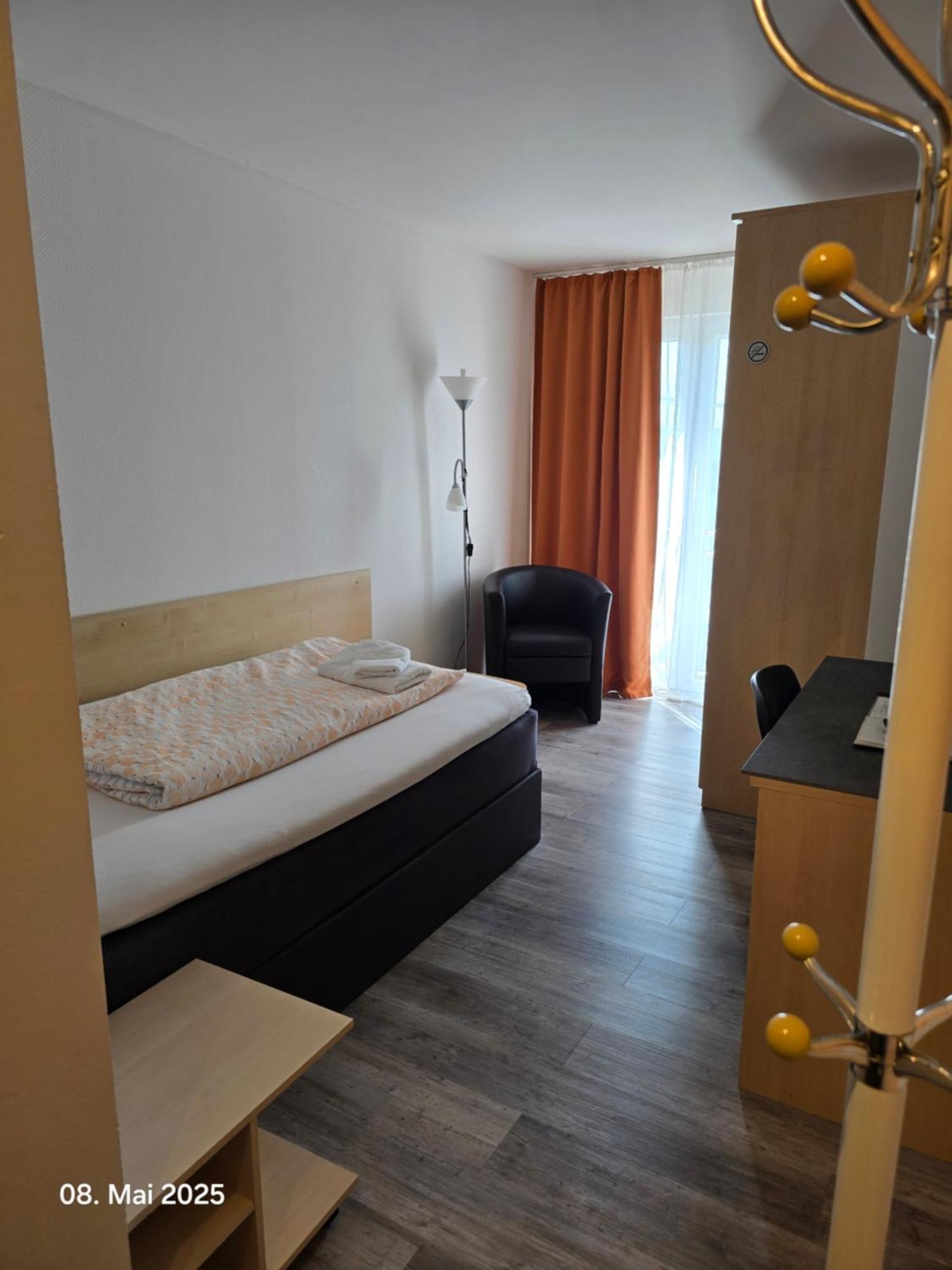 Hotel Ackermann Riedstadt المظهر الخارجي الصورة