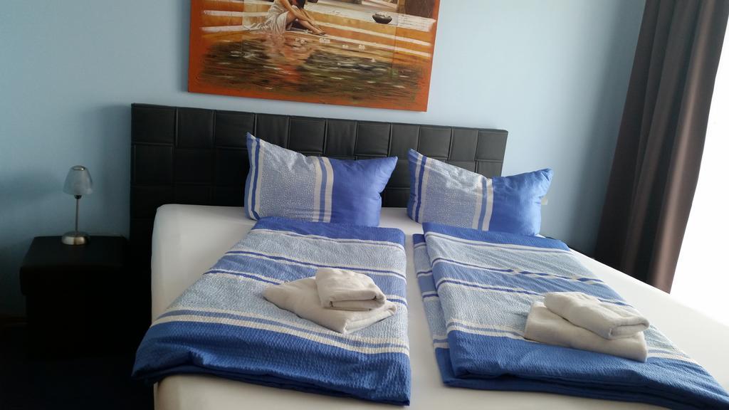 Hotel Ackermann Riedstadt المظهر الخارجي الصورة