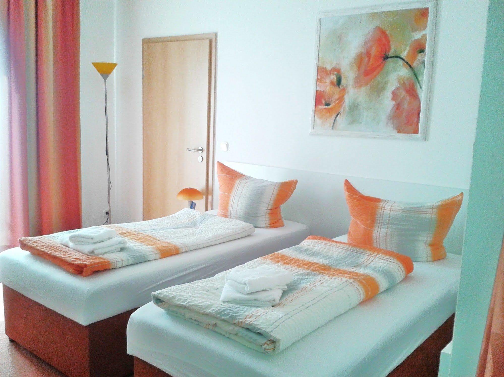 Hotel Ackermann Riedstadt المظهر الخارجي الصورة
